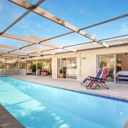 Naples Oasis Villa